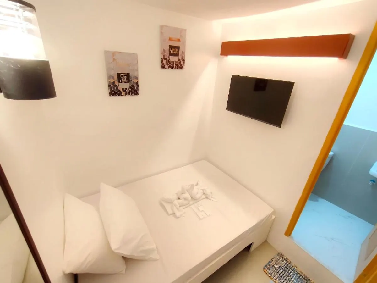 Hotel E Relaxed Haven Transient House à Pasay 0*,  Philippines